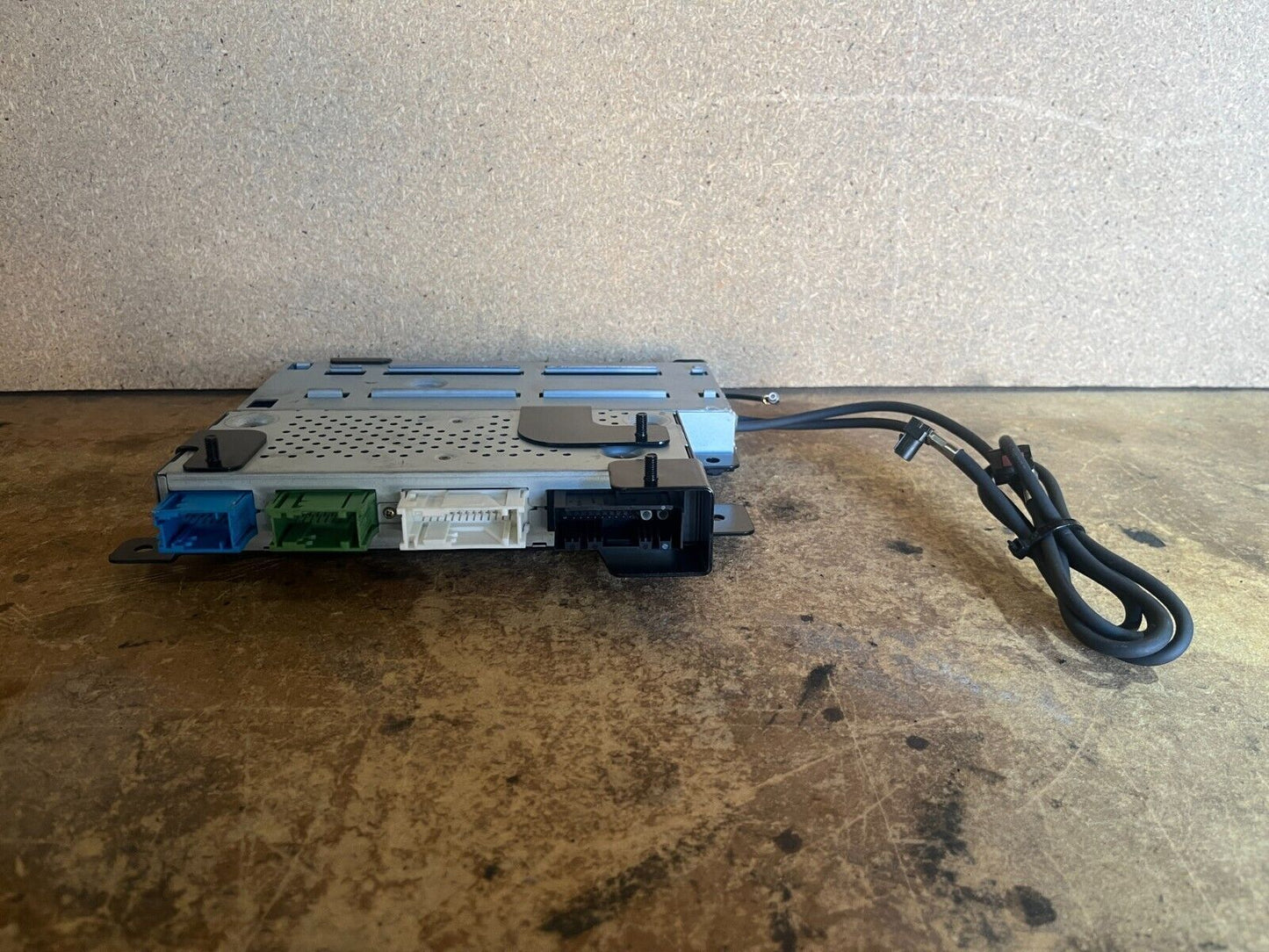 BMW 7 SERIES NAV ADAPTOR UNIT E65/E66 02/02-12/08