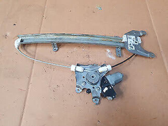NISSAN SKYLINE CP36/V36 INFINITI REAR RIGHT WINDOW REG