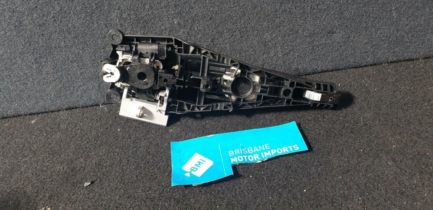 HOLDEN BARINA RIGHT FRONT OUTER DOOR HANDLE TM SERIES - 2011-18