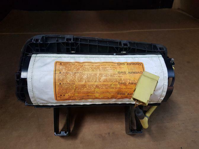 2002 NISSAN ELGRAND E50 PASSENGER AIRBAG 05/97-05/02