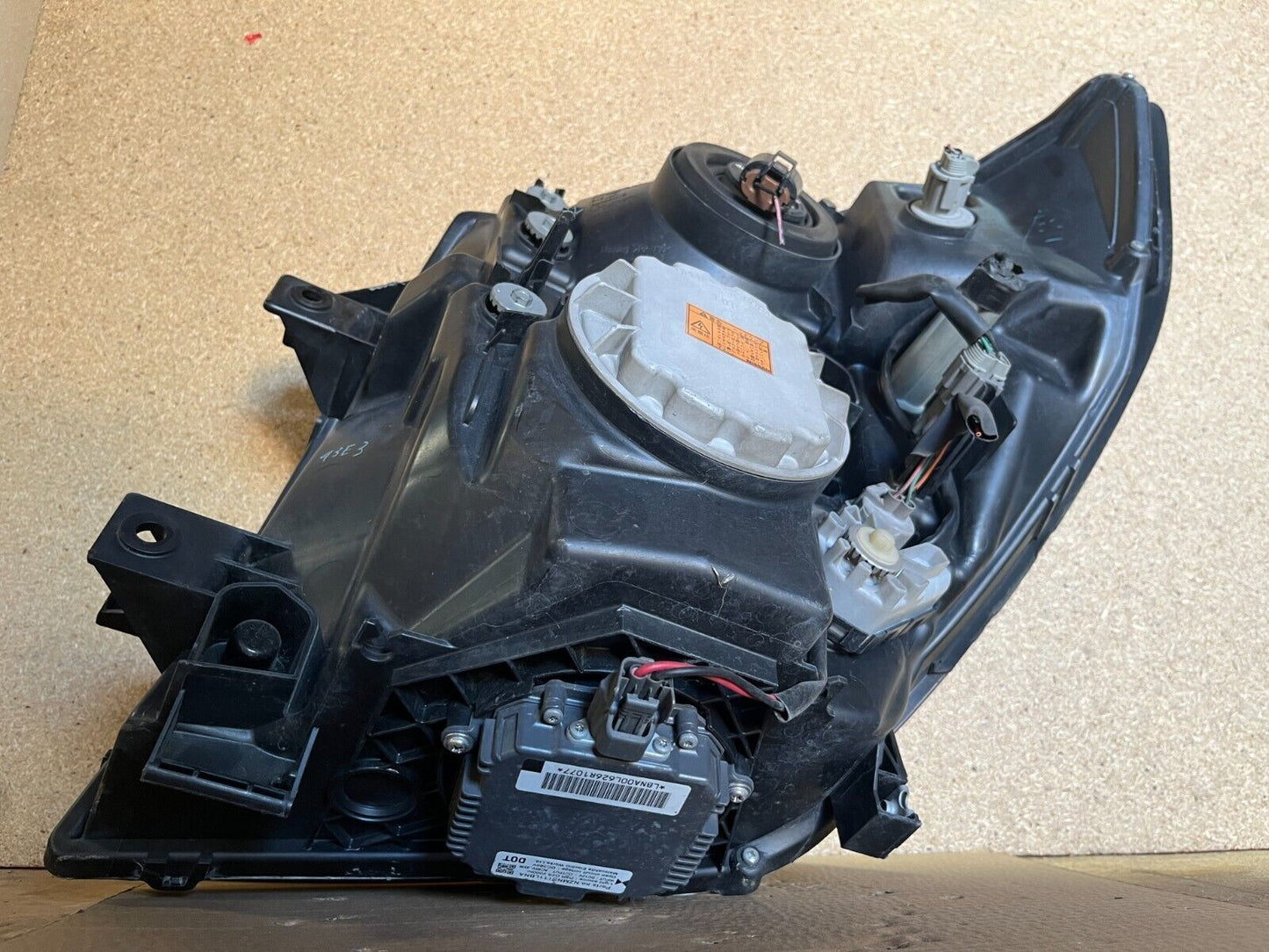 NISSAN ELGRAND E51 SERIES 2 RH HEADLIGHT