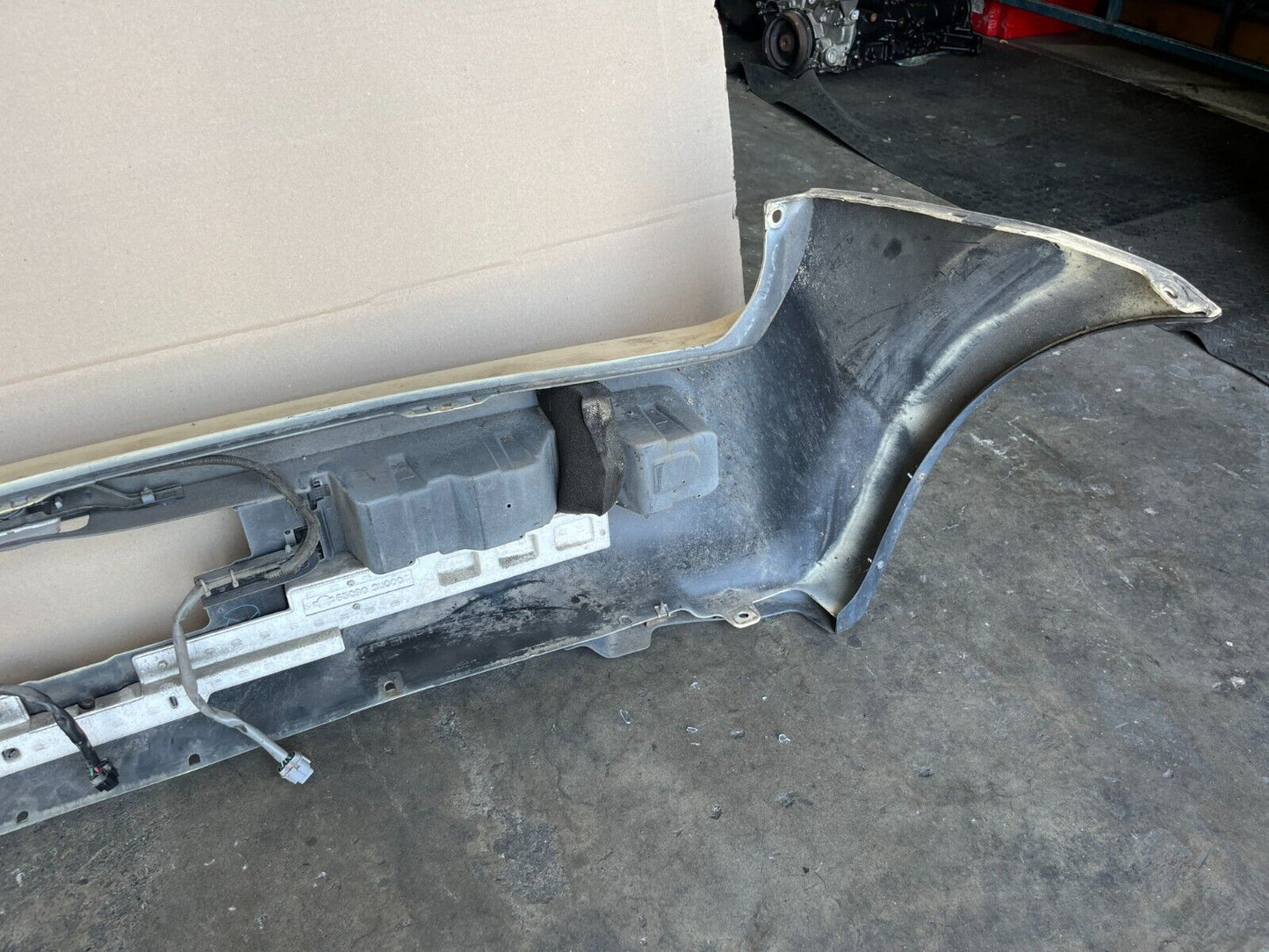 NISSAN CUBE Z11 REAR BUMPER