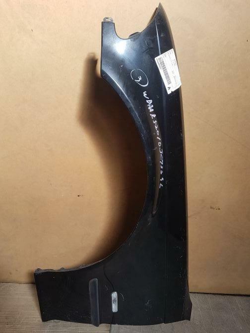 2004 BMW 3 SERIES E46 SEDAN LEFT FENDER LHS PASSENGER GUARD 11/01-07/06