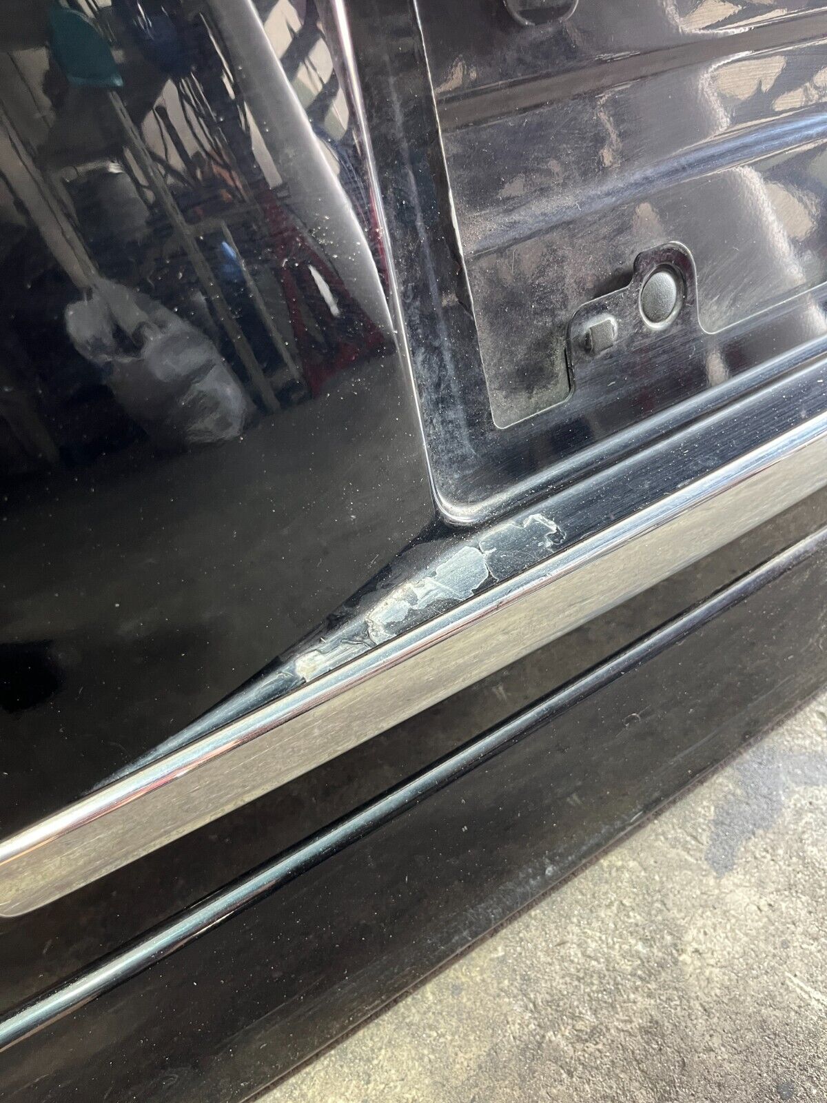 NISSAN ELGRAND E51 HIGHWAY STAR TAILGATE
