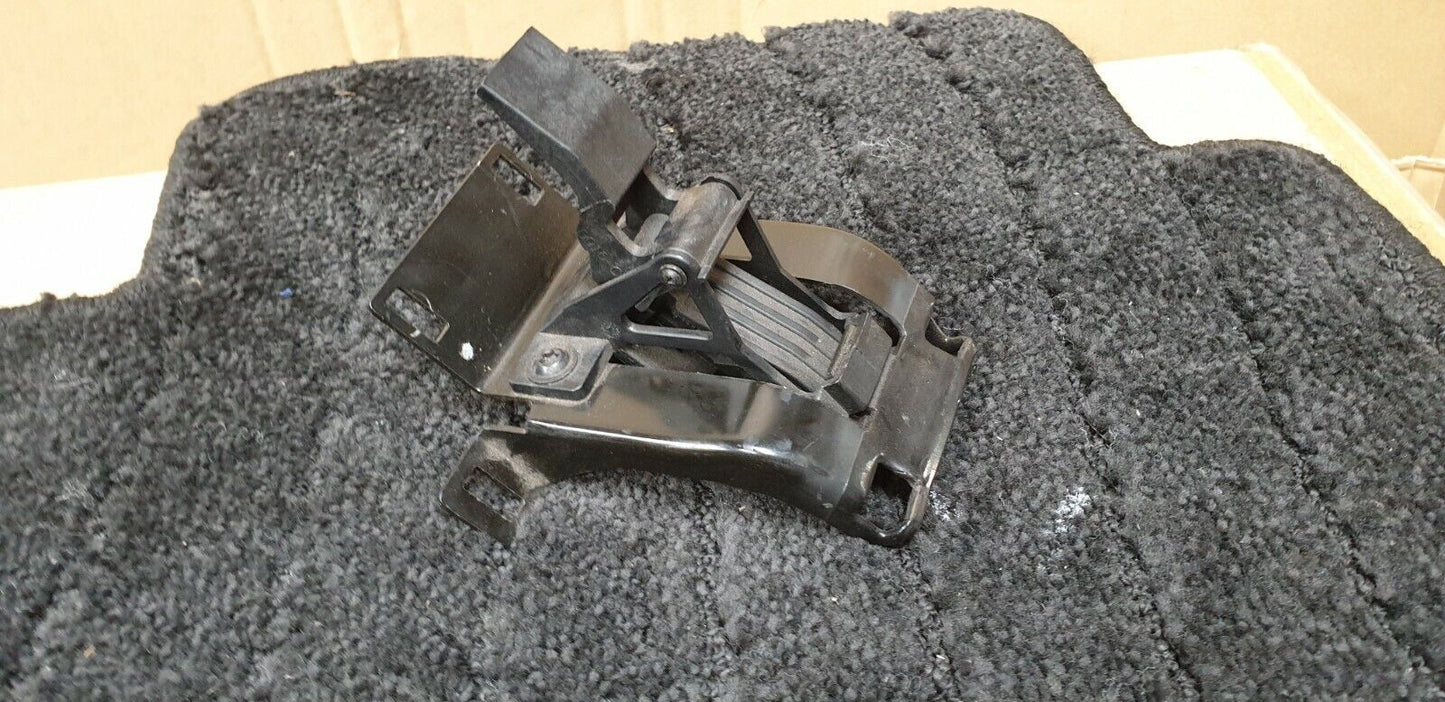 BMW Z4 CONVERTIBLE ROOF LOCK MECHANISM - 2002-08