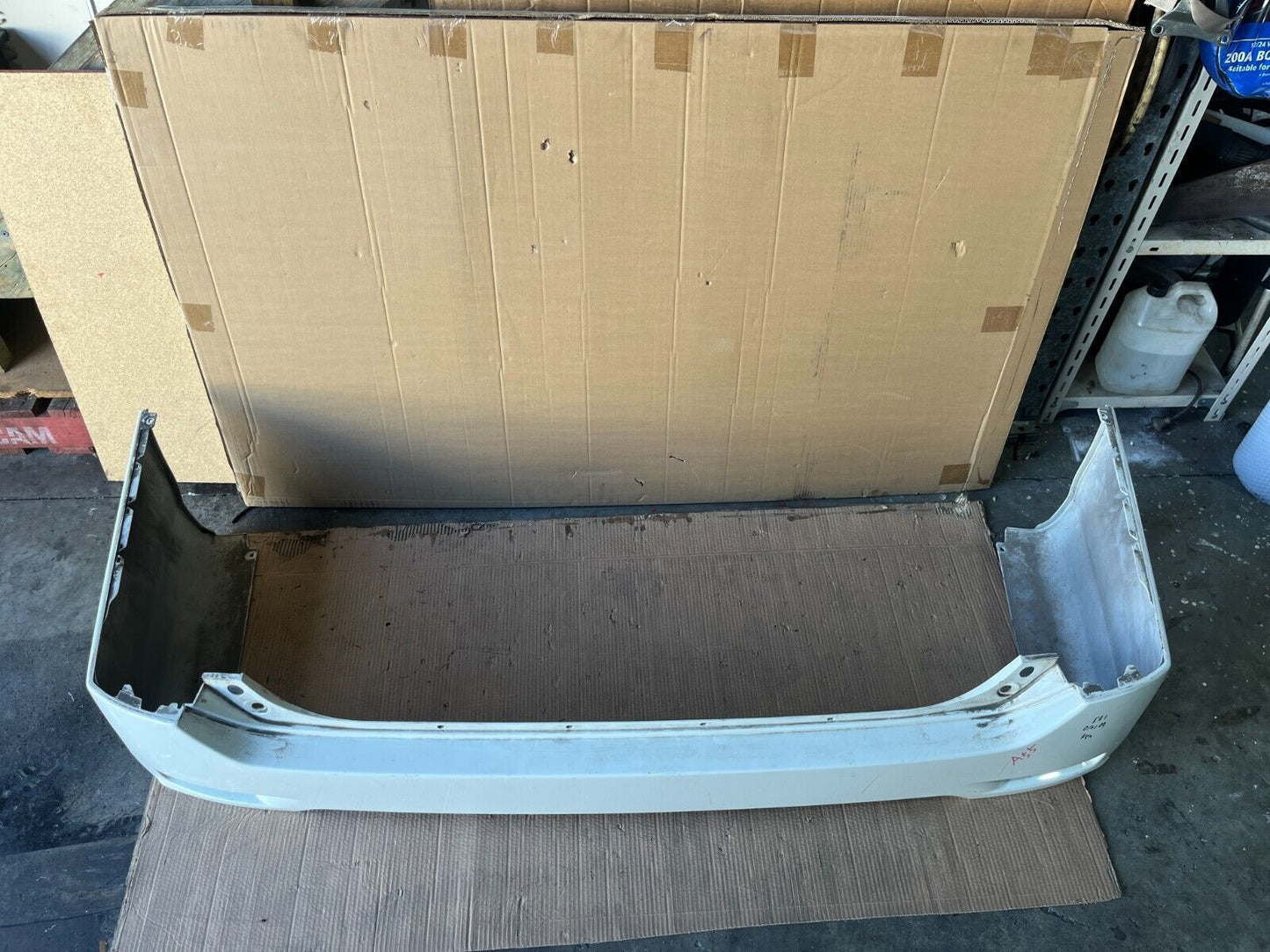 NISSAN ELGRAND E51 REAR BUMPER