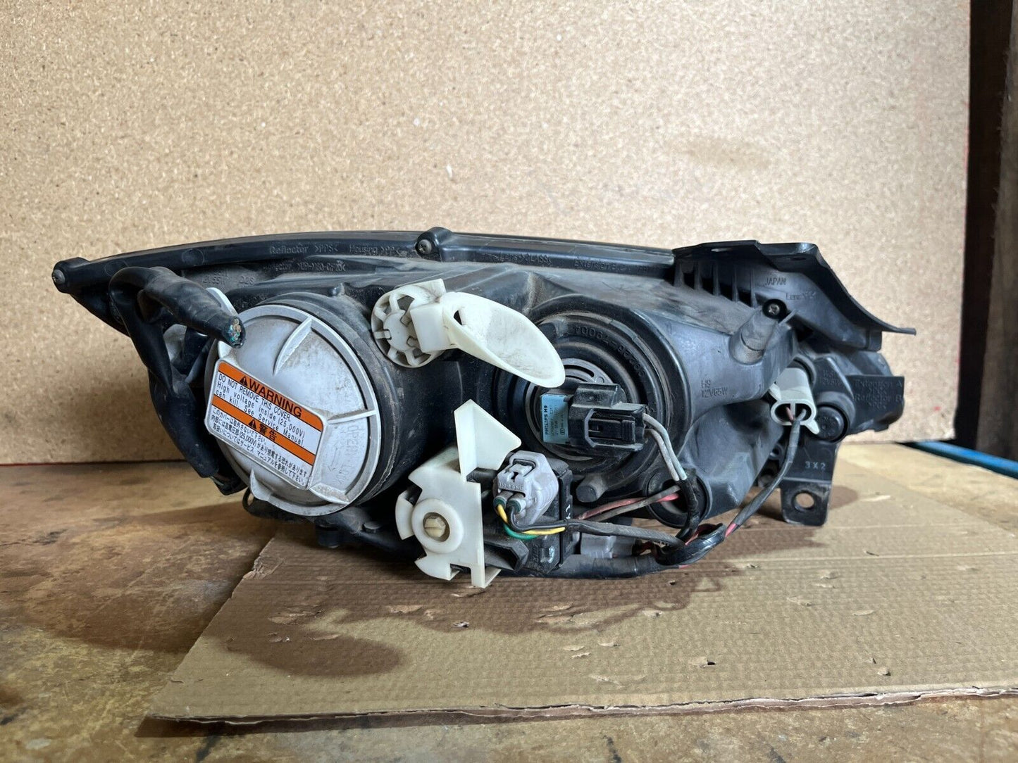 MAZDA RX8 FE LH HEADLIGHT (HID) 07/03-06/08