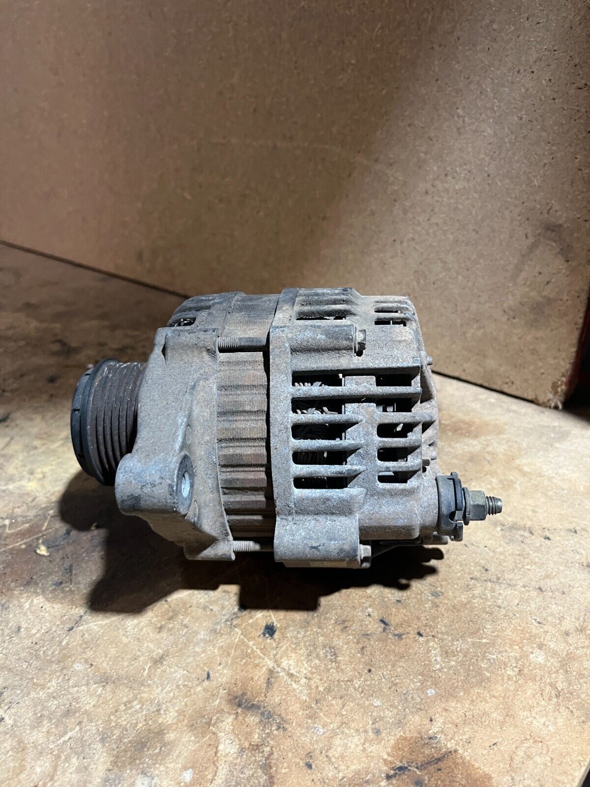 TOYOTA LANDCRUSIER 80 SERIES HJ80 1HZ ALTERNATOR