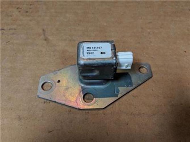 2009 MITSUBSHI COLT RG FRONT LEFT AIRBAG SENSOR 01/02-06/10