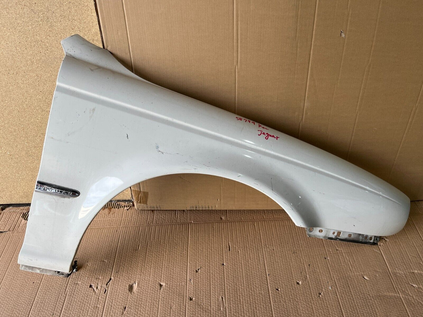 JAGUAR X-TYPE X400 FRONT RIGHT GUARD 02-08