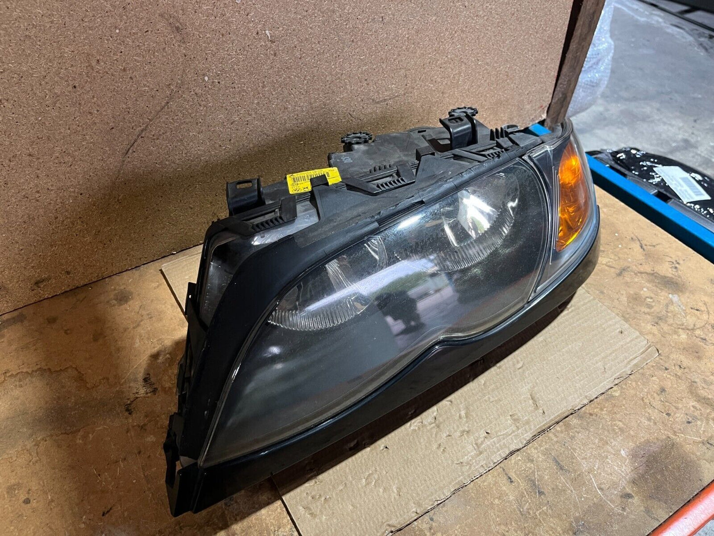 BMW E46 3 SERIES LH HEADLIGHT 02-04
