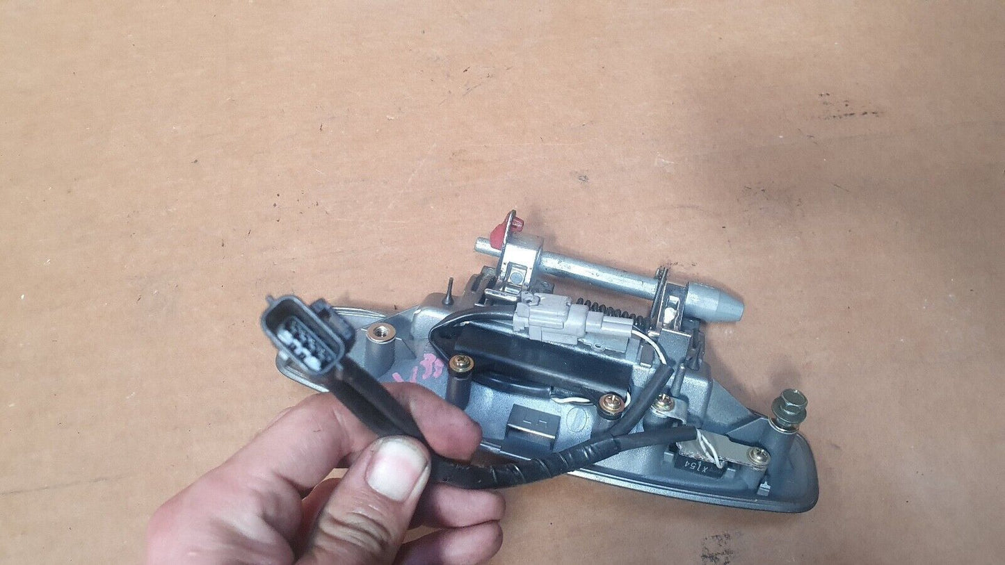 NISSAN V35 FRONT LEFT DOOR HANDLE