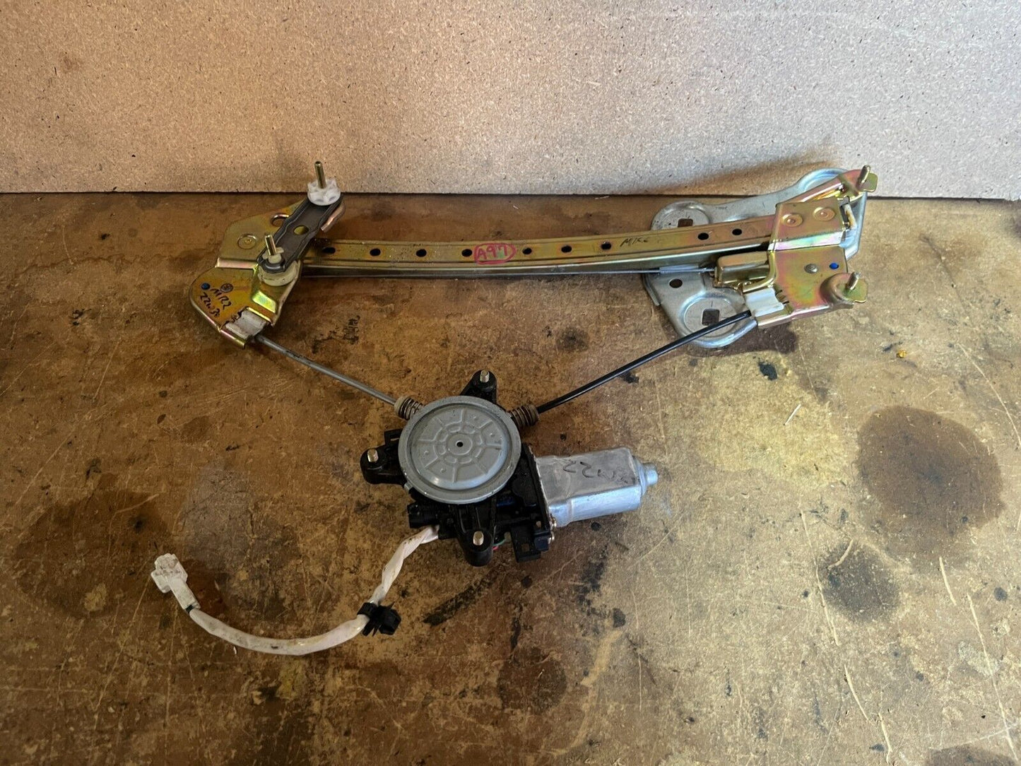 TOYOTA MR2 ZZW30 LEFT HAND WINDOW REGULATOR