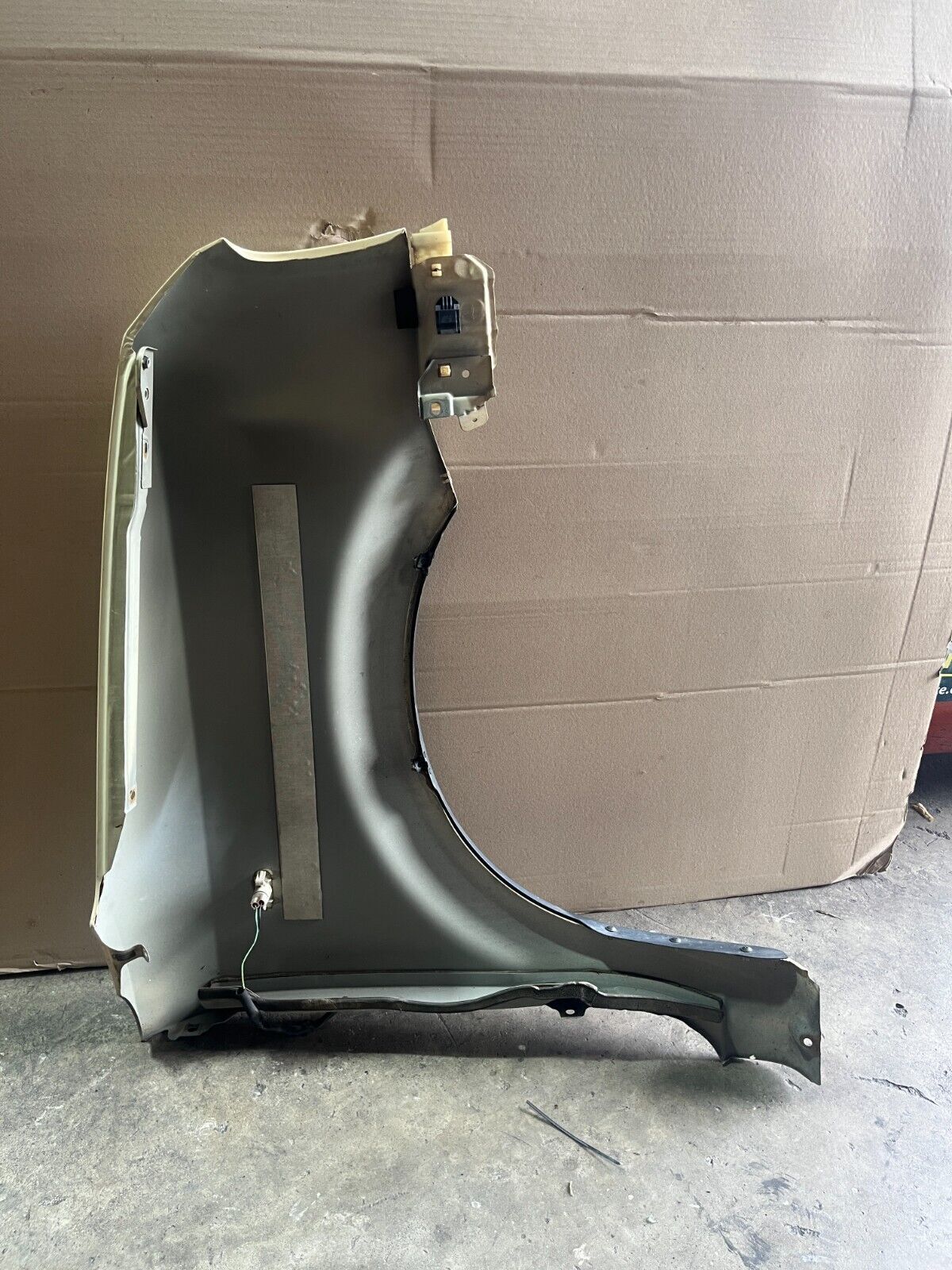 NISSAN CUBE BGZ11 FRONT RH GUARD JAPAN IMPORT