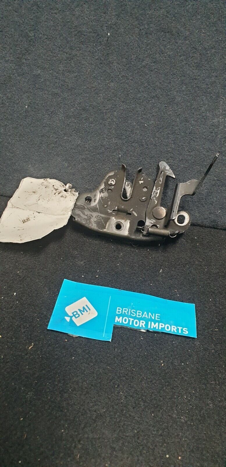 2000-2005 NISSAN PULSAR N16 S1-11 BONNET LOCK