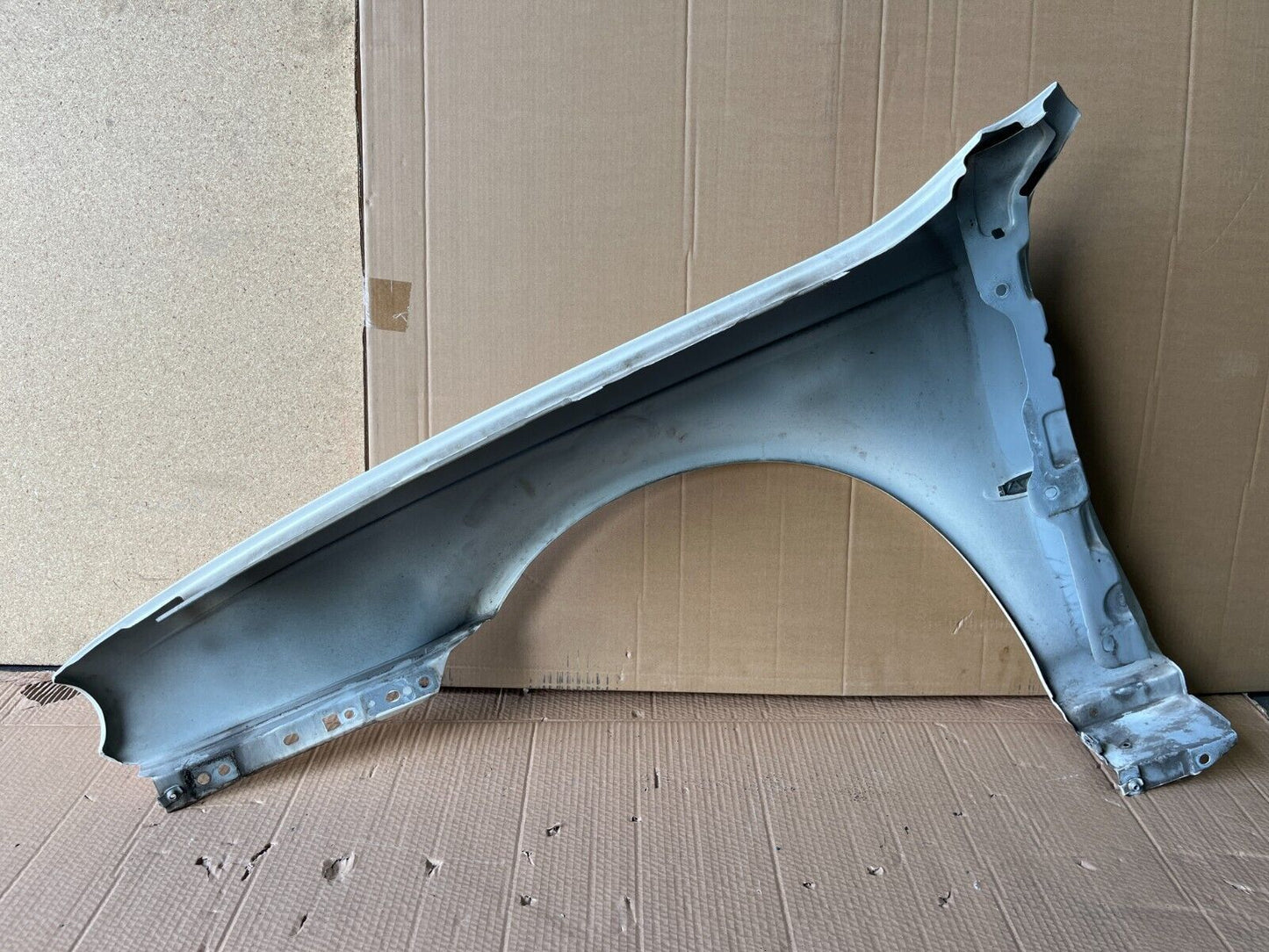 JAGUAR X-TYPE X400 FRONT RIGHT GUARD 02-08