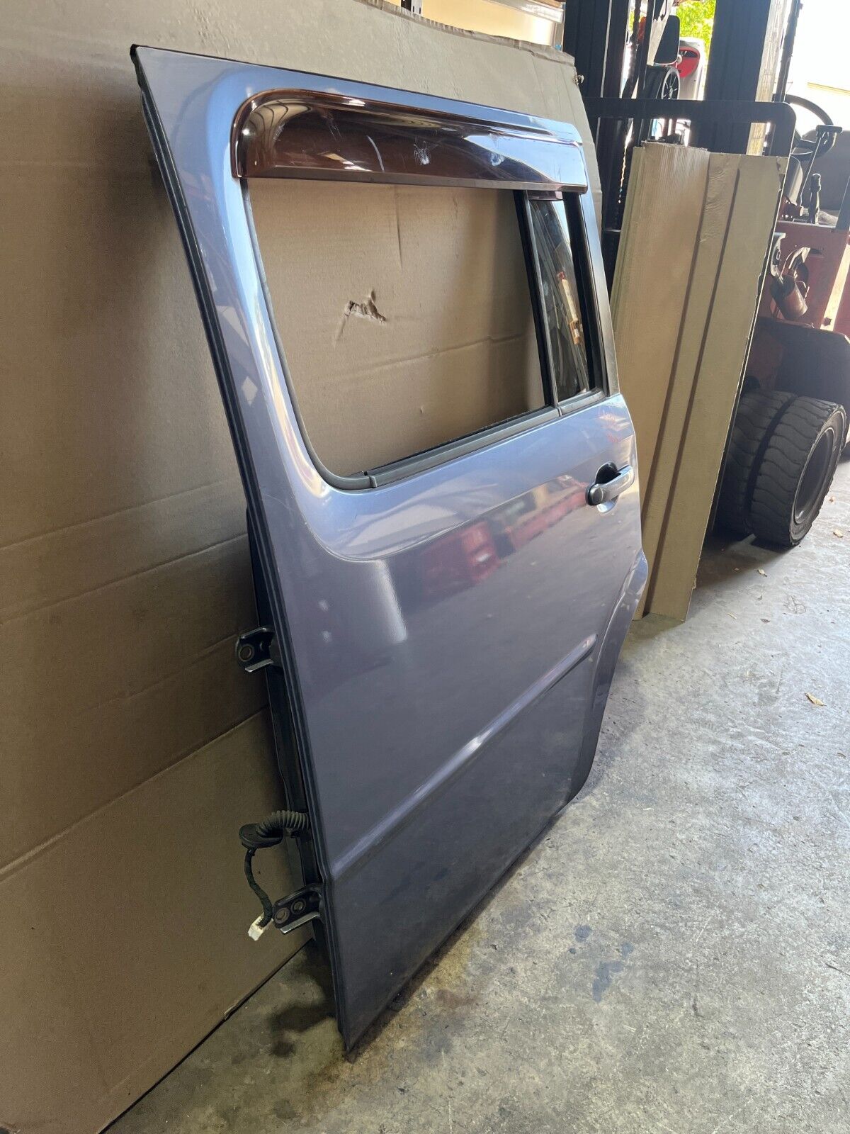 NISSAN CUBE BGZ11 REAR LEFT DOOR 03/09-05/05