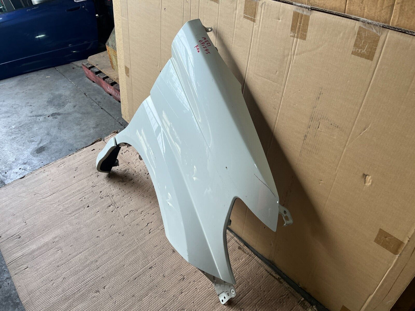 NISSAN ELGRAND E51 FRONT RIGHT GUARD