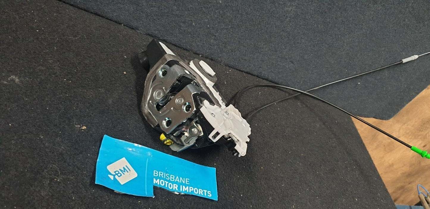 TOYOTA YARIS NCP13# SERIES LEFT HAND FRONT DOOR LOCK MECHANISM - 2014