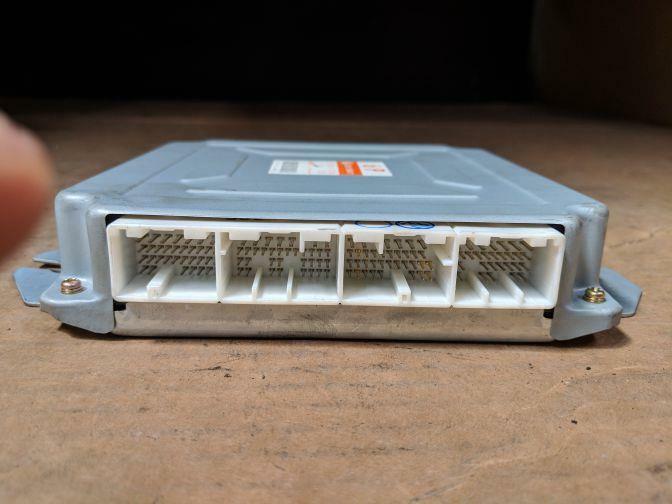 2003 SUBARU LIBERTY 4TH GEN V6 EZ30 ENGINE ECU 22611 AH611