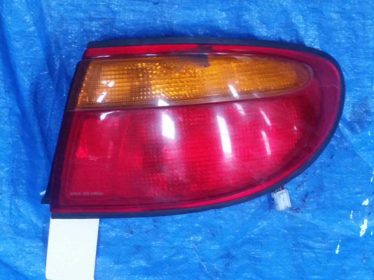 MAZDA EUNOS 800 RIGHT TAIL LIGHT JDM