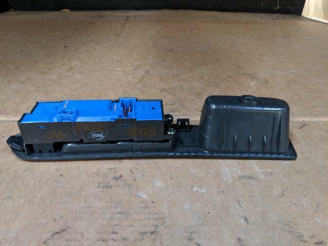 2004 SUBARU IMPREZA WRX GDB FRONT RIGHT POWER WINDOW SWITCH