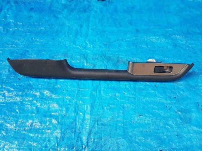 09/2004 NISSAN XTRAIL T30 REAR LEFT POWER WINDOW SWITCH RLHS