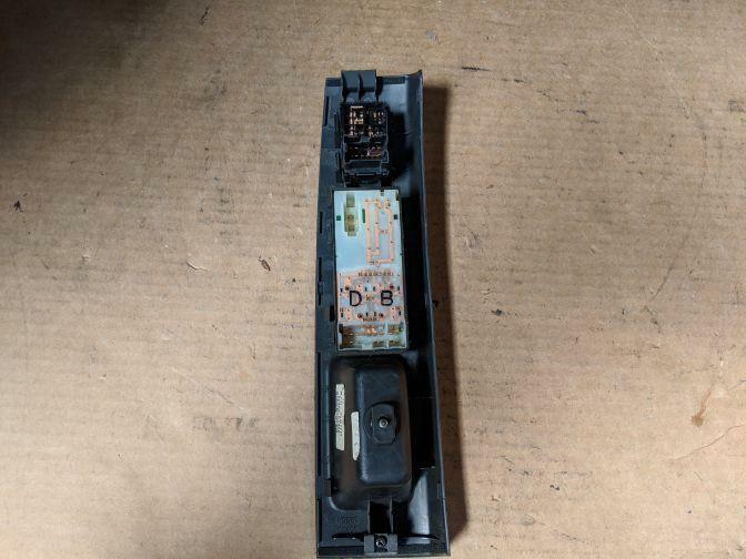 2003 NISSAN 350Z RIGHT POWER WINDOW SWITCH 12/02-04/09