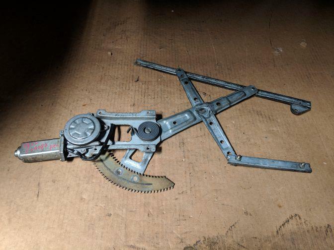 1993 NISSAN SKYLINE R33 FRONT LEFT WINDOW MOTOR AND REGULATOR 1993-98