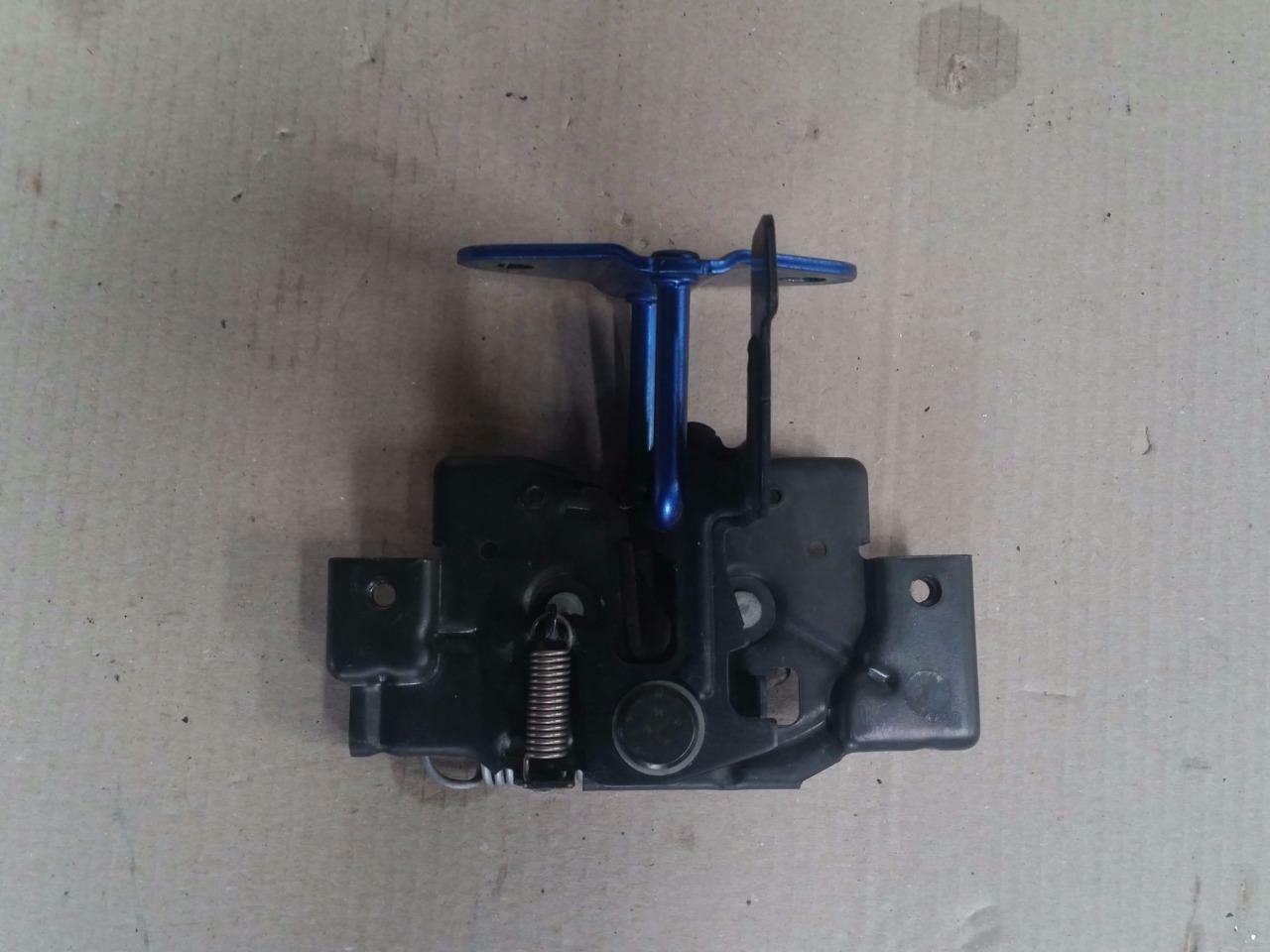 MAZDA RX8 SE3P BONNET LATCH AND CATCH ASSEMBLY
