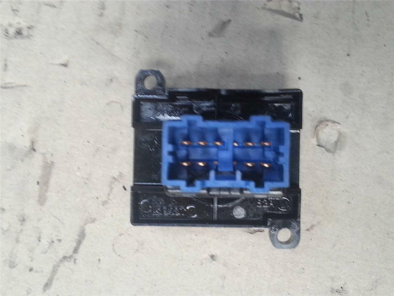 HONDA S2000 AP1 CONVERTIBLE HAZARD BUTTON 1999-2004
