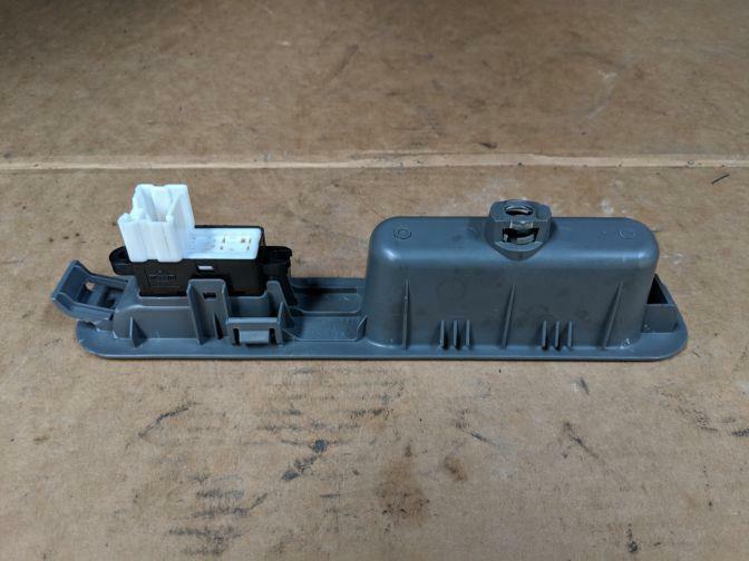 2006 NISSAN CUBE BZ11 REAR LEFT POWER WINDOW SWITCH RLHS PW