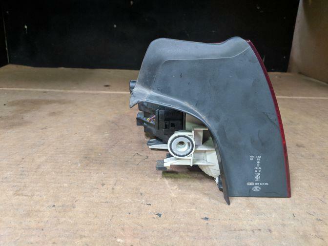 2006 AUDI A4 B7 SEDAN RIGHT HAND TAILLIGHT 03/05-06/08