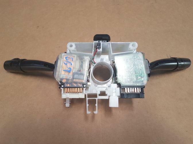 2004 SUBARU FORESTER SG9 COMBINATION SWITCH COMBO WIPER INDICATOR 83111SA03