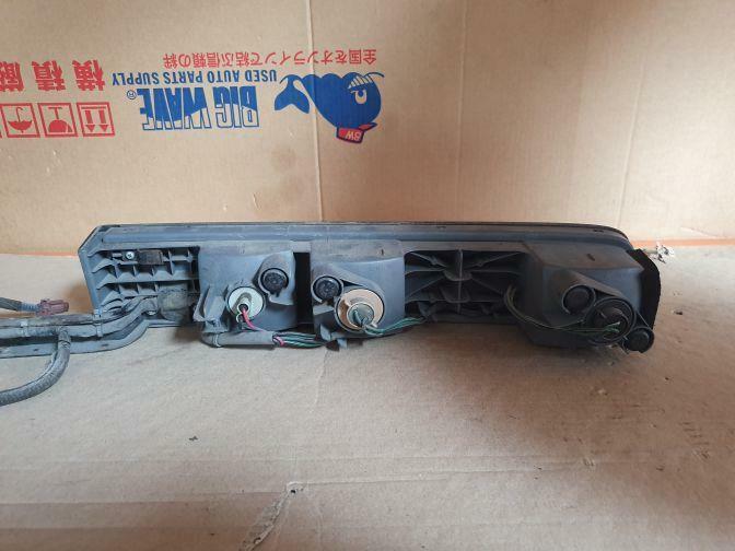 2004 NISSAN CUBE Z11 LEFT HAND TAILLIGHT 10/02-05/05