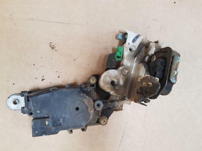 2002 SUBARU FORESTER SF5 REAR LEFT DOOR LOCK ACTUATOR RLHS