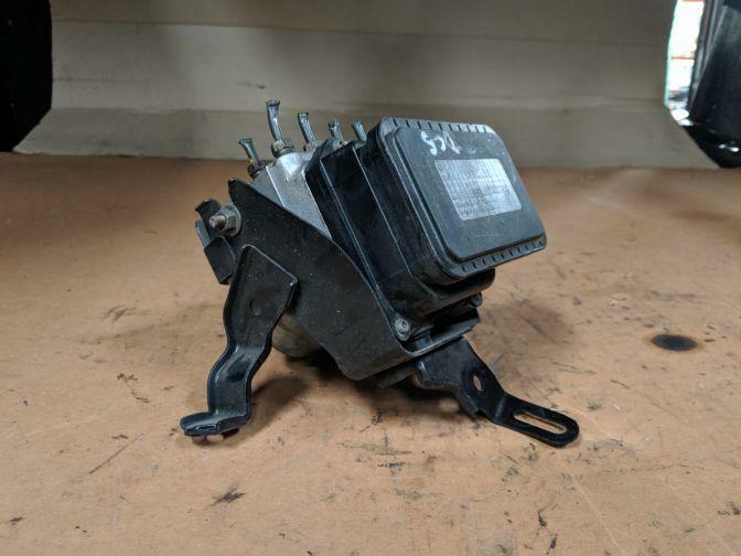 HONDA INTEGRA DC5 GLI ABS PUMP 2002-2006