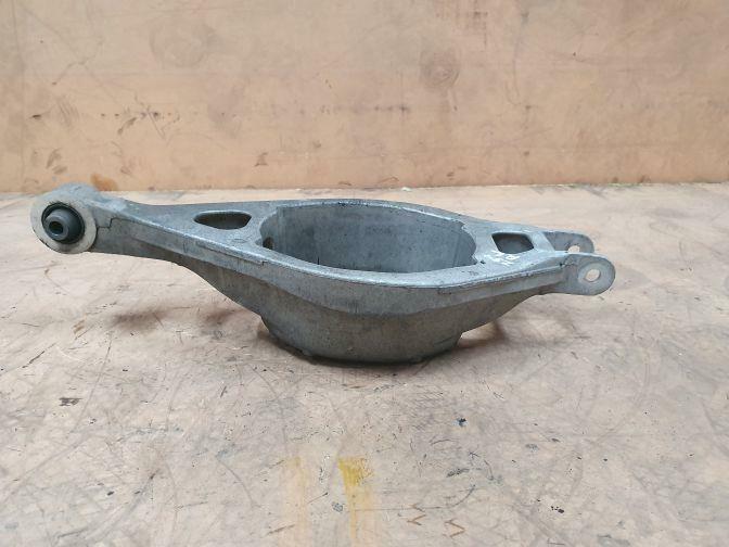 NISSAN 370Z REAR LEFT SPRING CARRIER 2009-2019