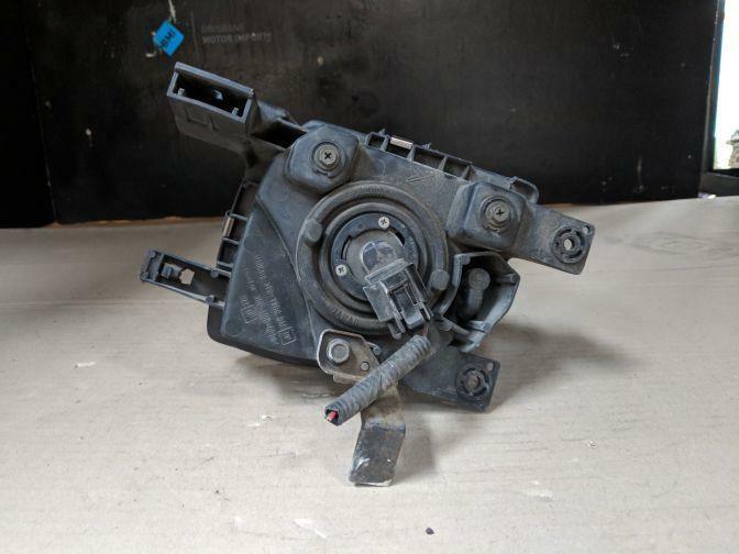 2001 NISSAN STAGEA C34 RIGHT HAND SPOTLIGHT 2001-2003