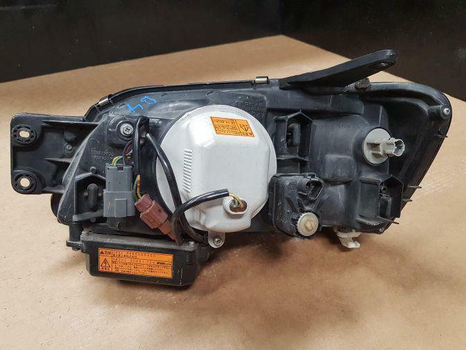 SUBARU LEGACY B4 RIGHT HID HEADLIGHT 1998-2004