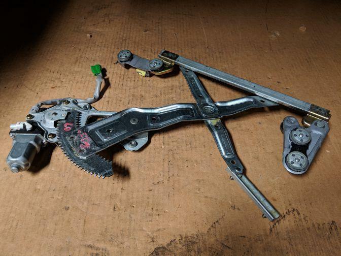 2008 SUBARU FORESTER SG9 REAR RIGHT POWER WINDOW MOTOR AND REGULATOR