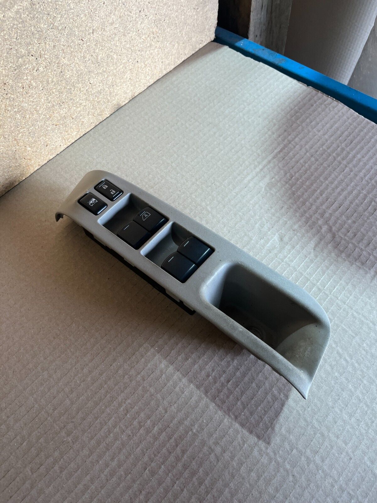 NISSAN CUBE Z12 MASTER FRONT RIGHT POWER WINDOW SWITCH
