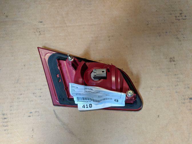 2003 NISSAN SKYLINE INFINITY V35 SEDAN RIGHT INNER TAILLIGHT 06/01-06/07