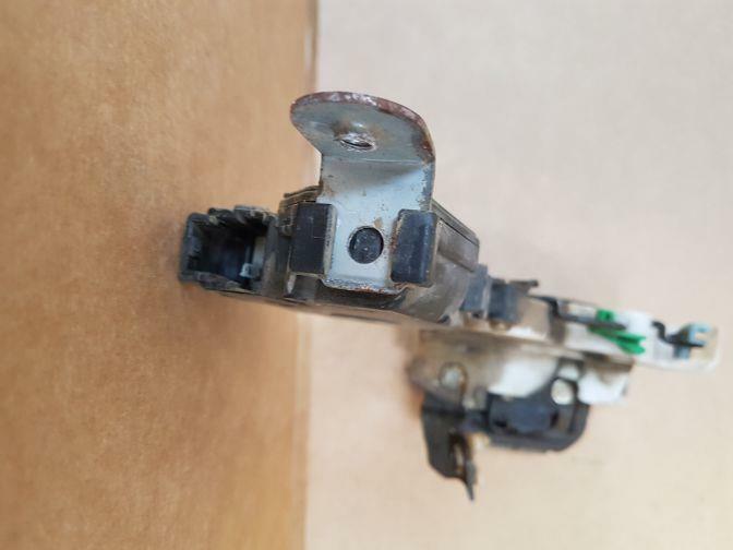 2002 SUBARU FORESTER SF5 REAR LEFT DOOR LOCK ACTUATOR RLHS
