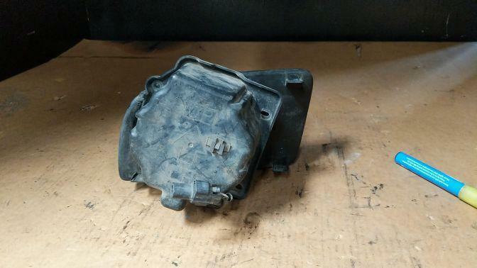 MAZDA BONGO LEFT BUMPER FOGLIGHT