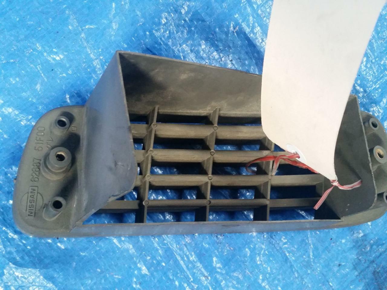 NISSAN 180SX FRONT LEFT BUMPER GRILL GRILLE JDM 62687 51F00