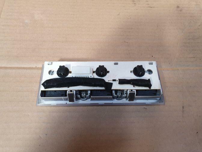 2003 BMW 7 SERIES E65 CENTRAL COURTESY LIGHT 02/02-12/08