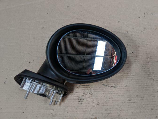 2008 MINI COOPER R55/R56/R57 RIGHT MIRROR MANUAL FOLDING TYPE