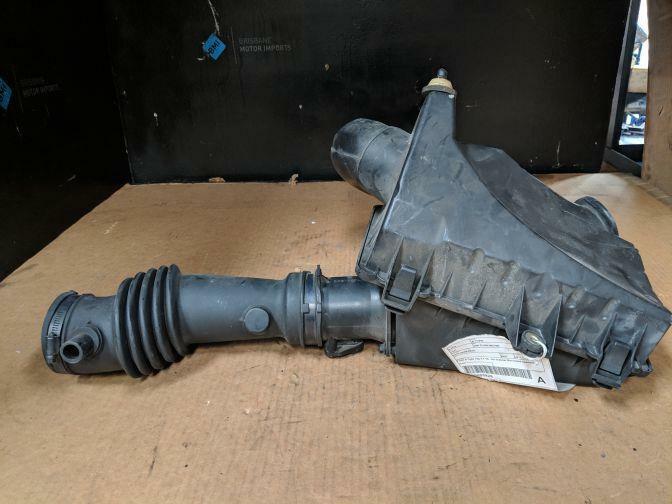 2001 JAGUAR S TYPE X200 AIRBOX 05/99-05/02 WITH AIR FLOW METRE
