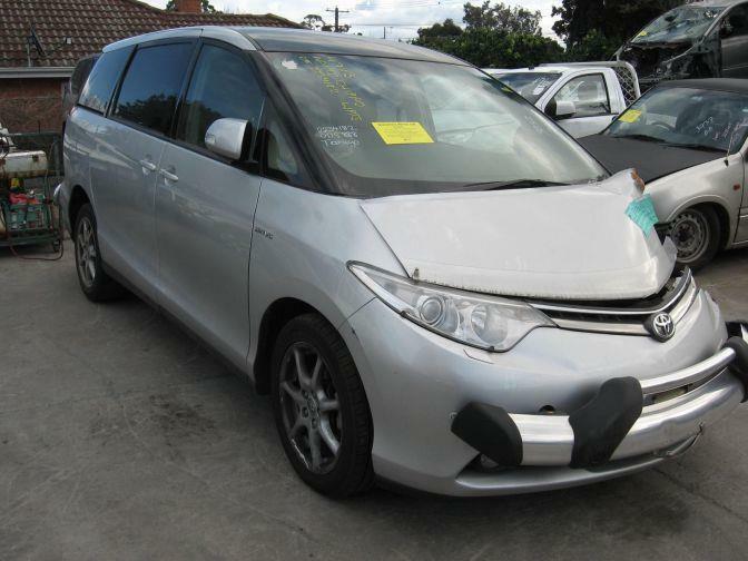 2004 TOYOTA TARAGO ACR30 FRONT BUMPER BAR